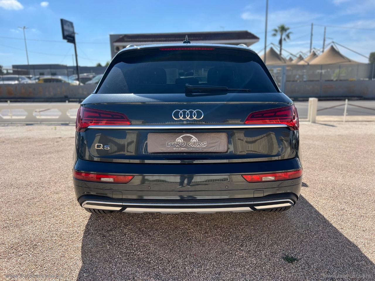 AUDI Q5 35 TDI S tronic Business Advanced