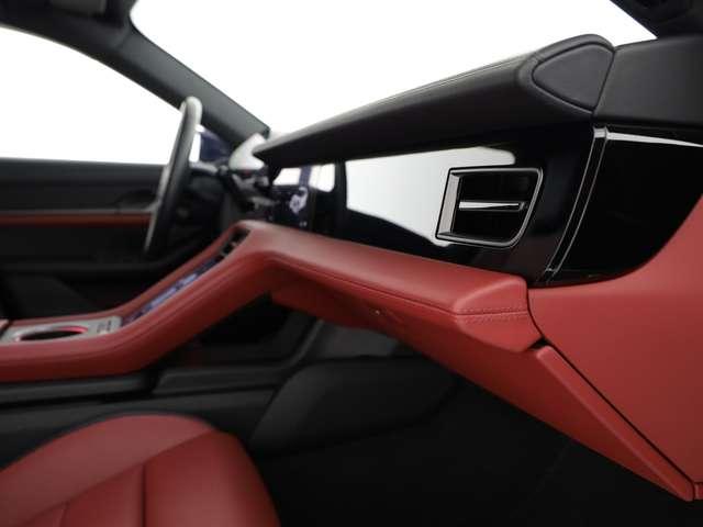 Porsche Taycan cross turismo 4s