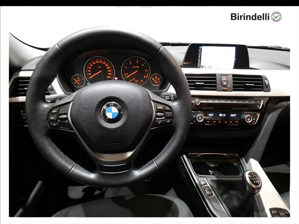 BMW Serie 3 (F30/31) - 316d Touring Business Advantage