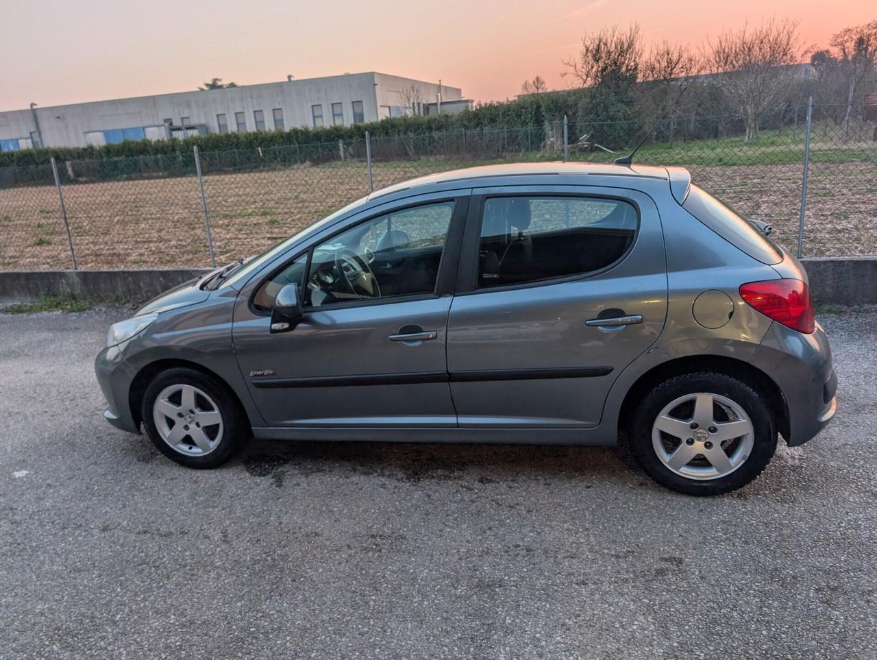 Peugeot 207 1.4 8V 75CV 5p. Energie Sport ECO GPL