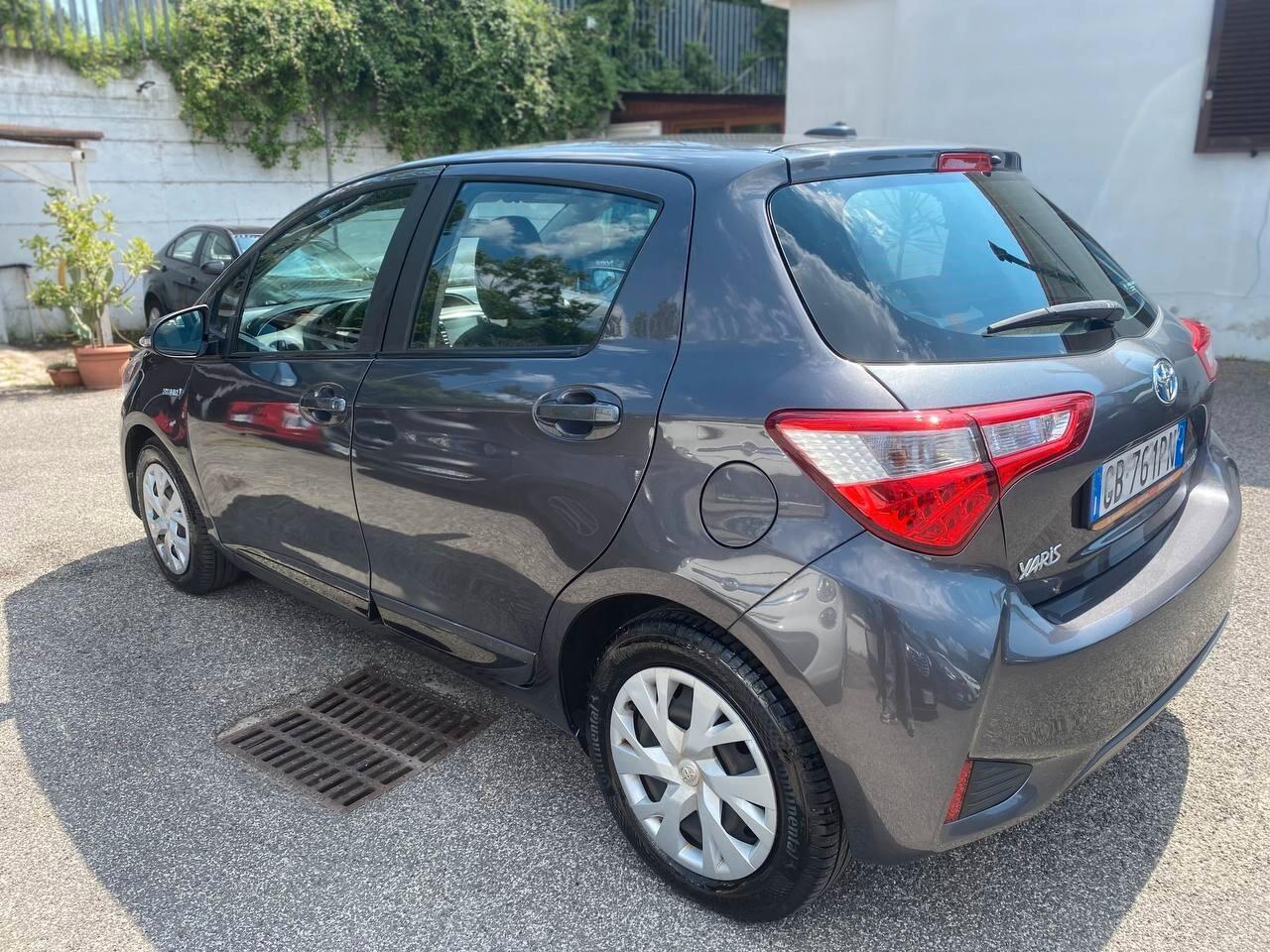 Toyota Yaris 1.5 Hybrid 5 porte Active