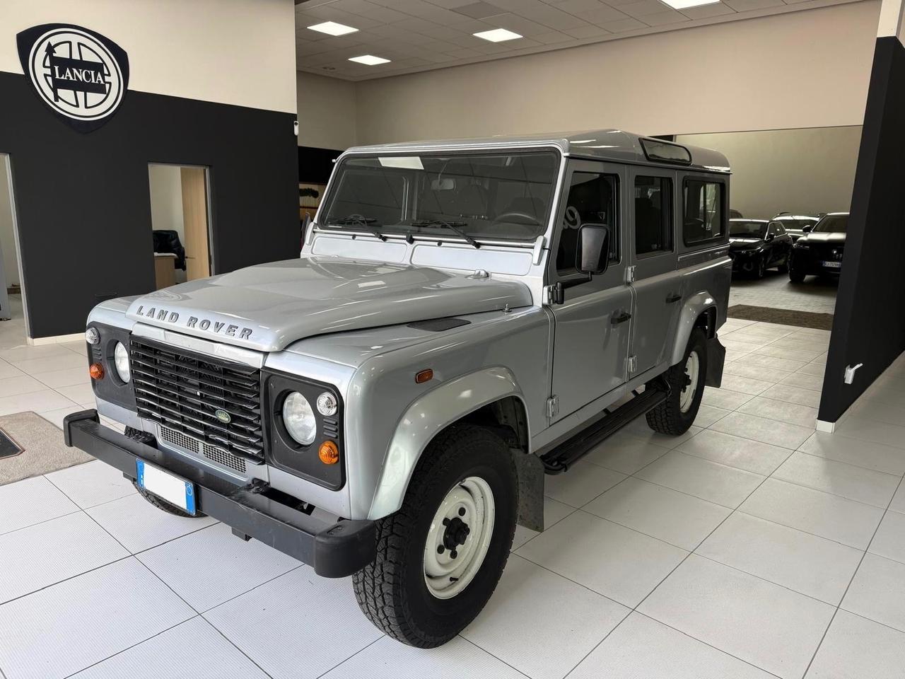 Land Rover Defender 110 2.4 TD4 Station Wagon E