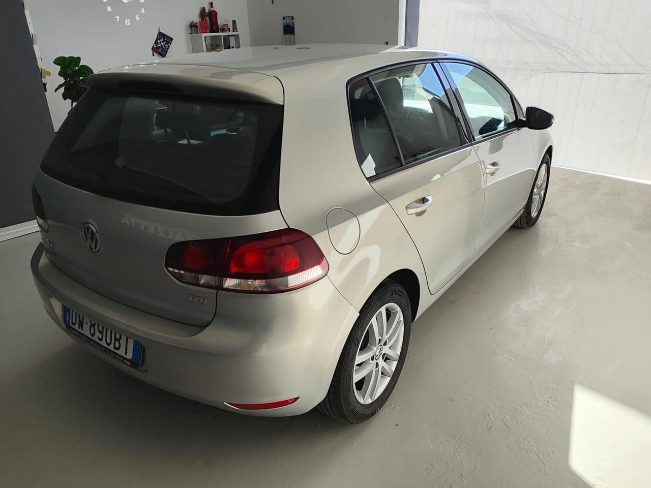 Volkswagen Golf 2.0 TDI DPF 5p. Highline permuto