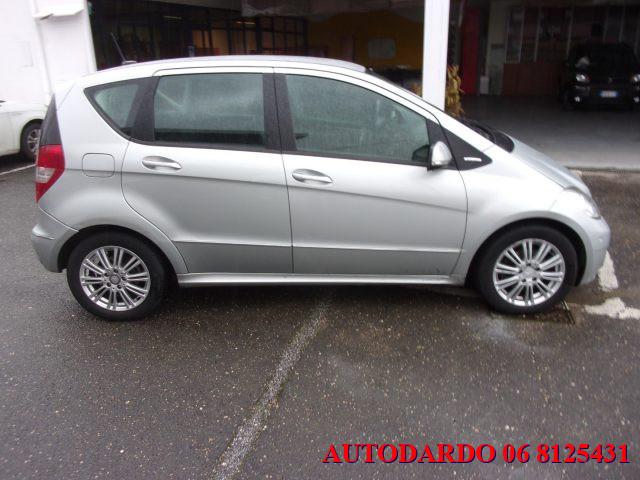 MERCEDES-BENZ A 180 CDI Elegance