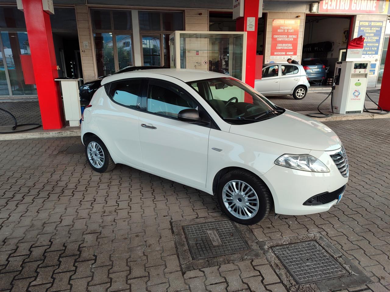 Lancia Ypsilon 1.2 ANNO 2016 EURO 6 PROMO