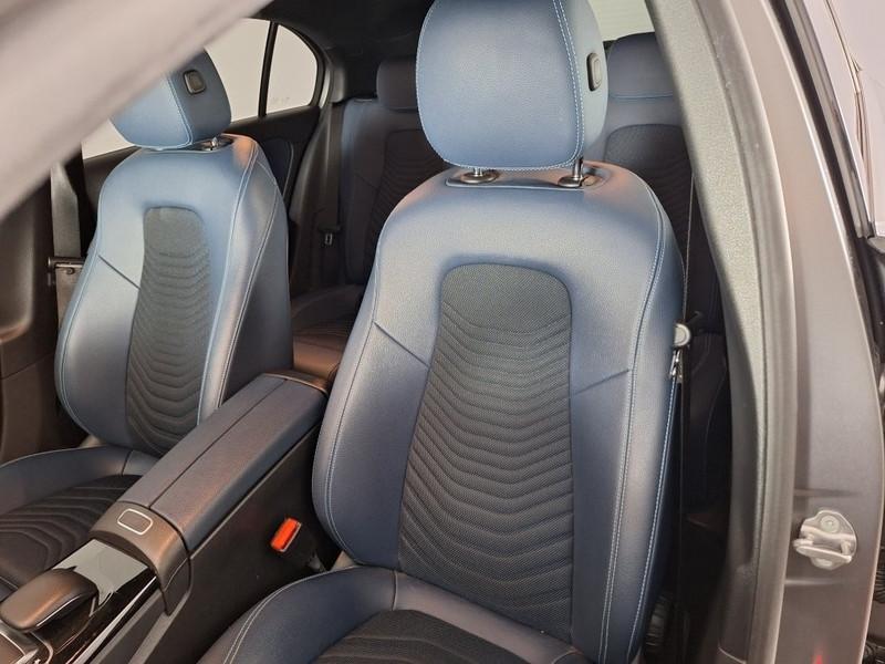 MERCEDES-BENZ A 180 d Automatic Business Extra 5 PORTE BERLINA
