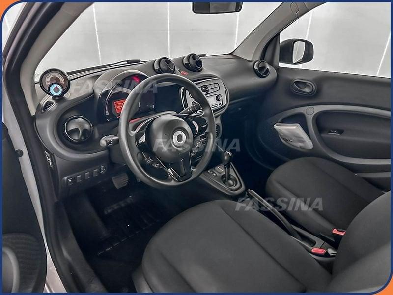 smart fortwo EQ Pure 22KW