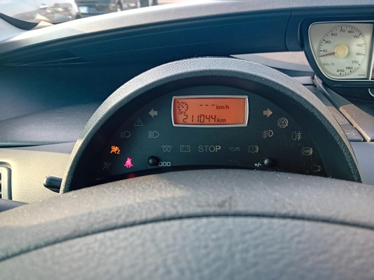 Citroen C8 2.0 hdi Seduction 160 CV 7 POSTI VERI