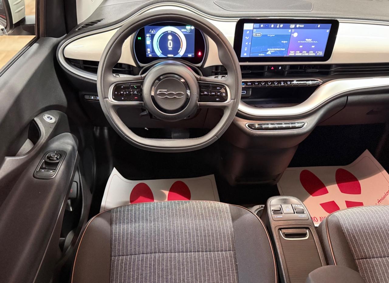 Fiat 500 500e 42 kWh La Prima
