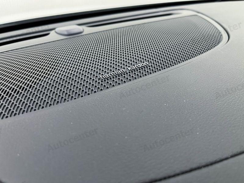 Volvo V60 V60 T6 AWD RECHARGE PLUG IN R DESIGN **18KWH**