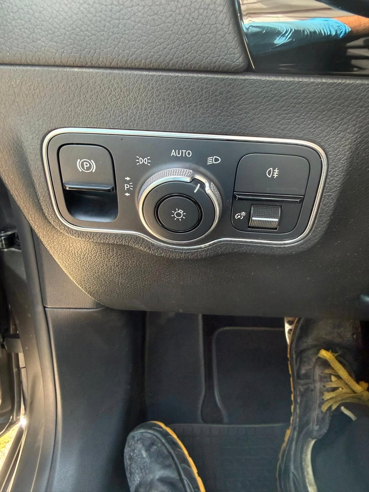 Mercedes-benz B 180 d Automatic Premium