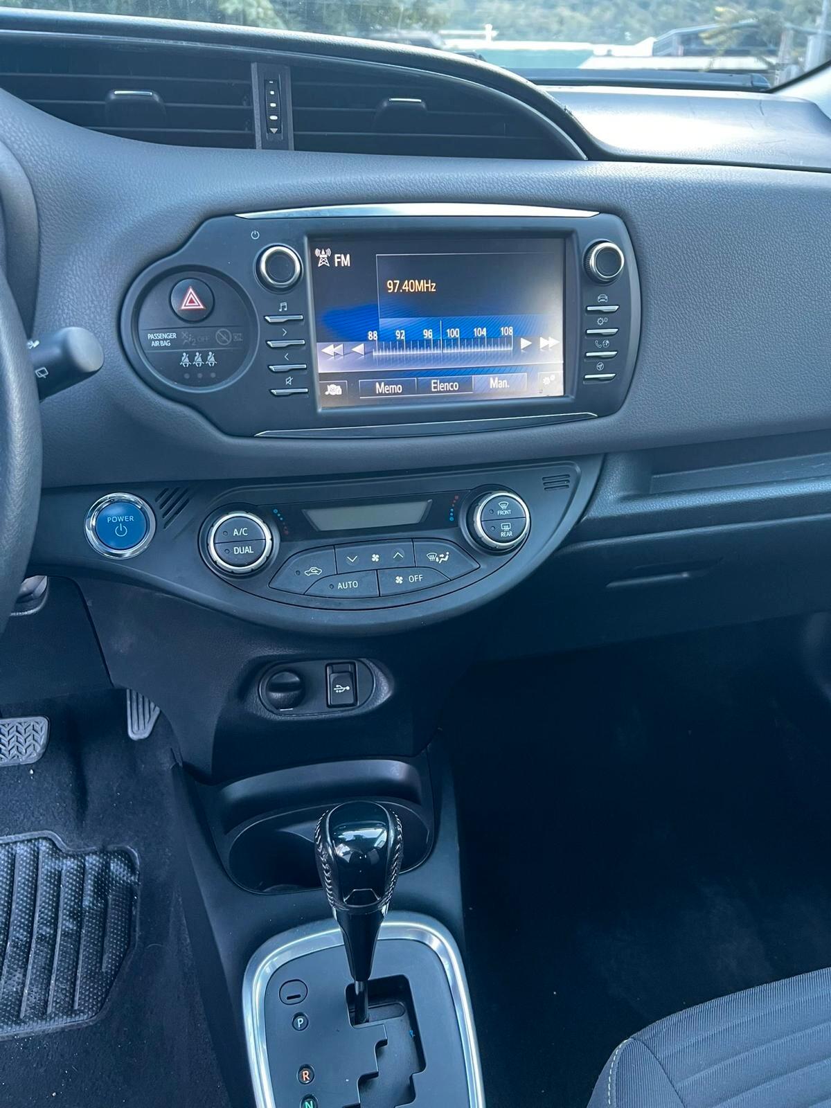 Toyota Yaris 1.5 Hybrid 5 porte Active