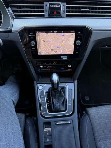 Volkswagen Passat Variant 2019 Variant 2.0 tdi Executive 150cv dsg IVA