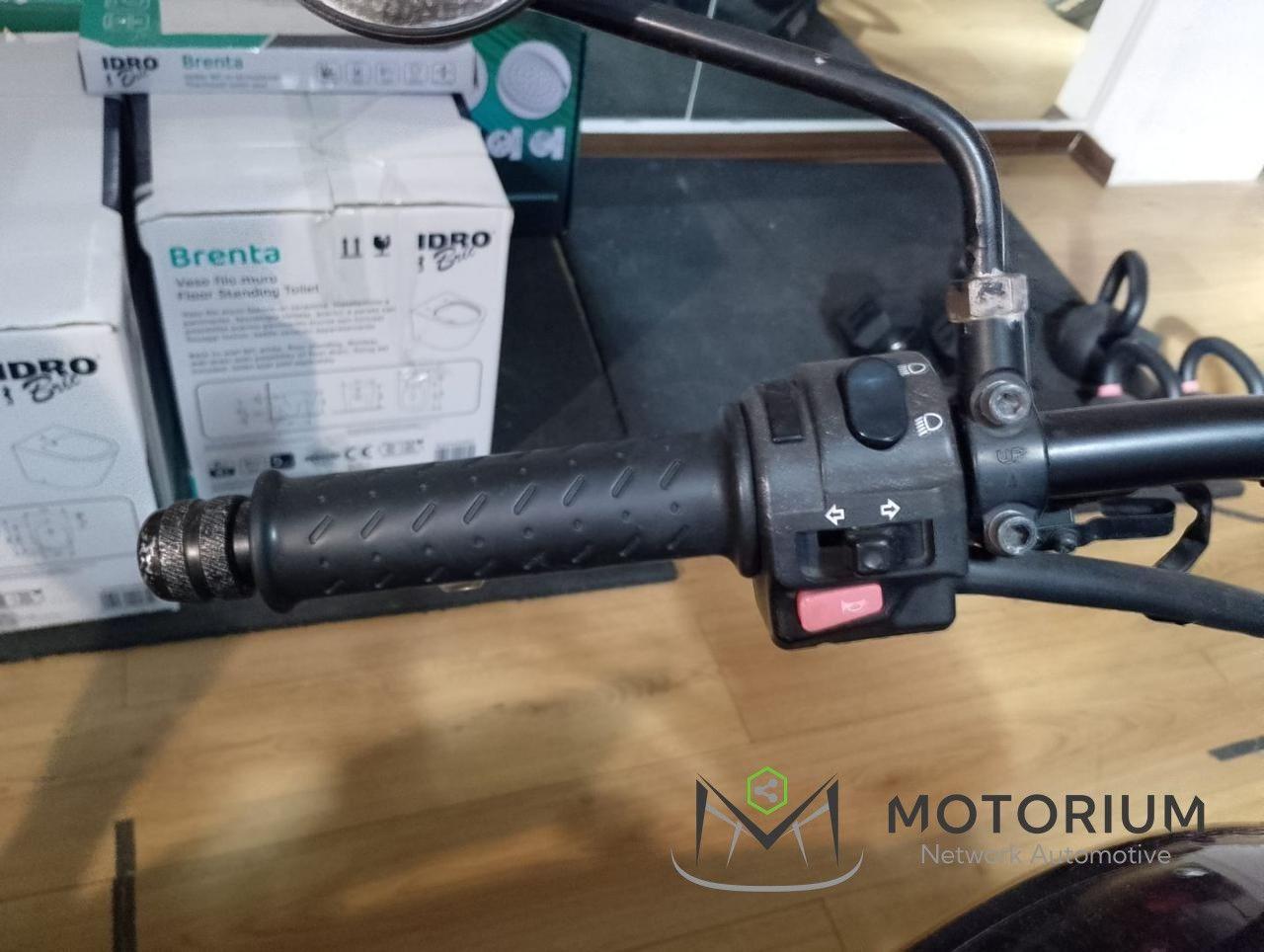 Triumph Bonneville SE SE