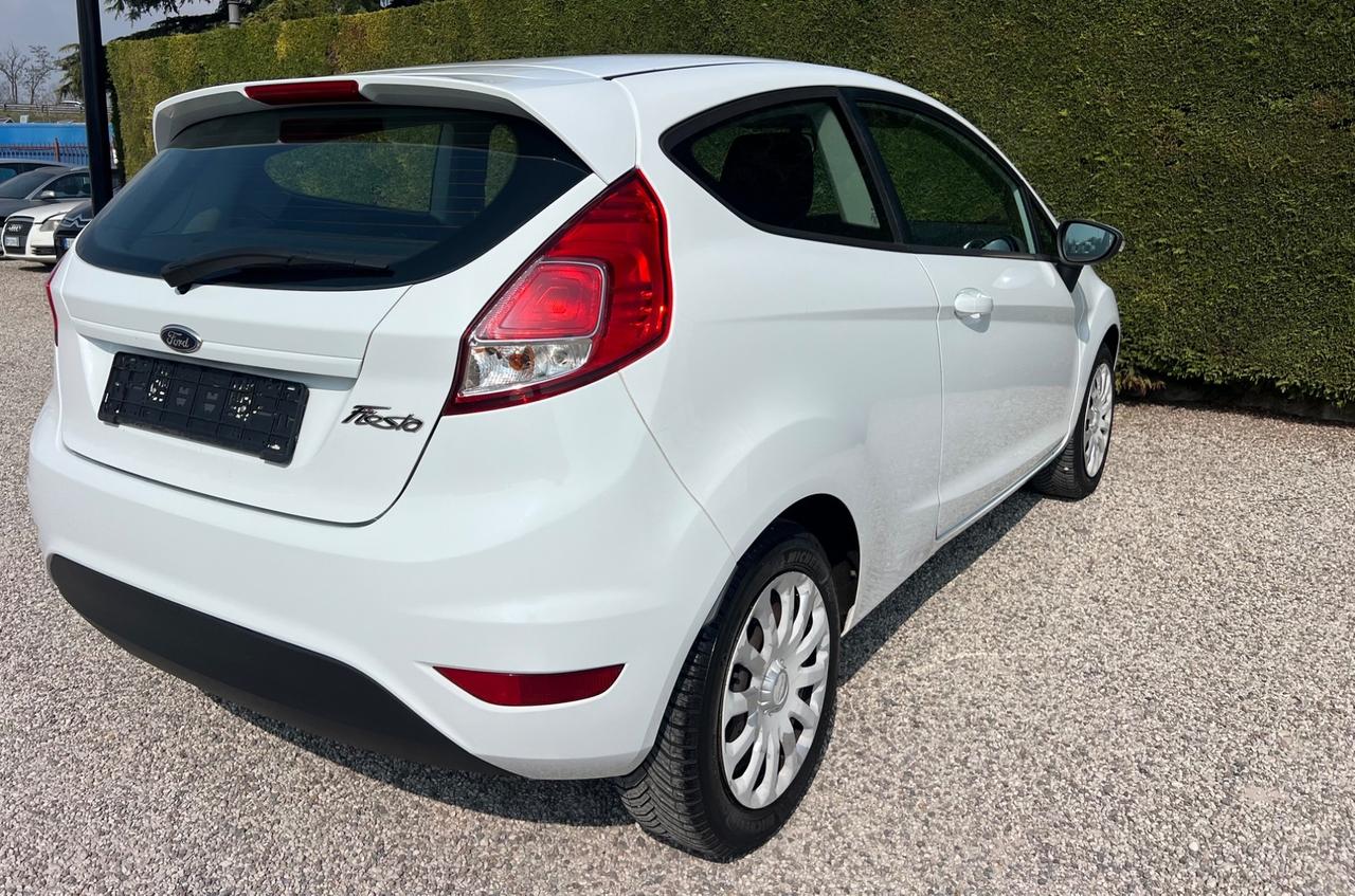 Ford Fiesta 1.2 60CV 3 porte Titanium