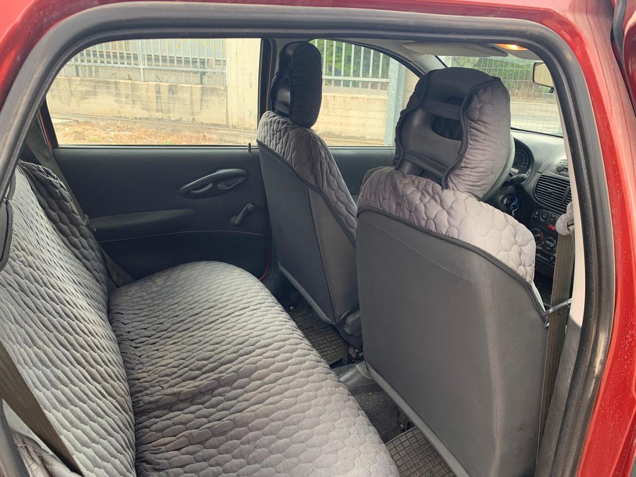 Fiat Punto 1.2 5 porte Active Natural Power