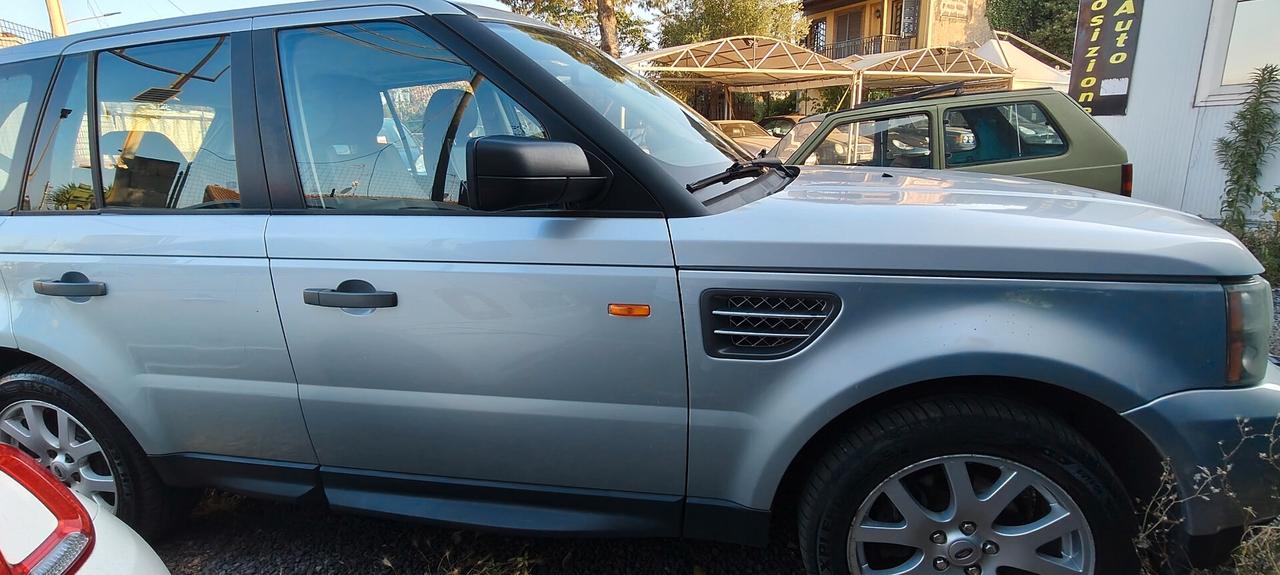 Land Rover Range Rover Sport Range Rover Sport 2.7 TDV6 HSE