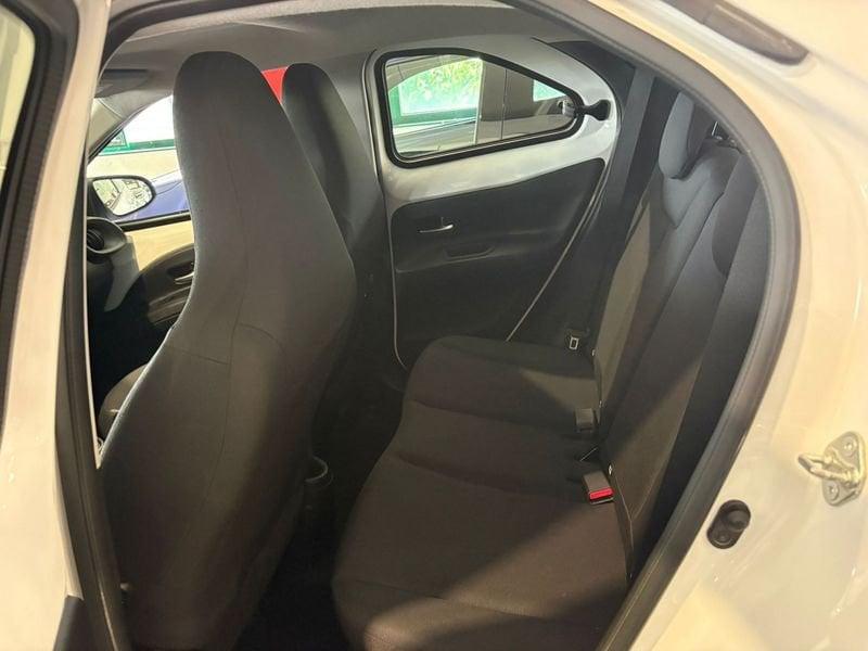 Toyota Aygo X 1.0B (72 CV) Active