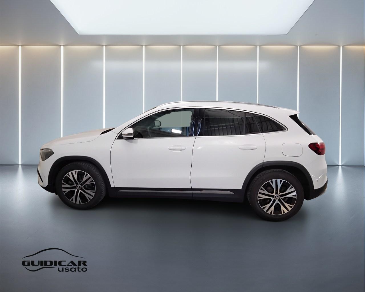 Mercedes-Benz GLA-H247 2023 - GLA 180 d Progressive Advanced auto