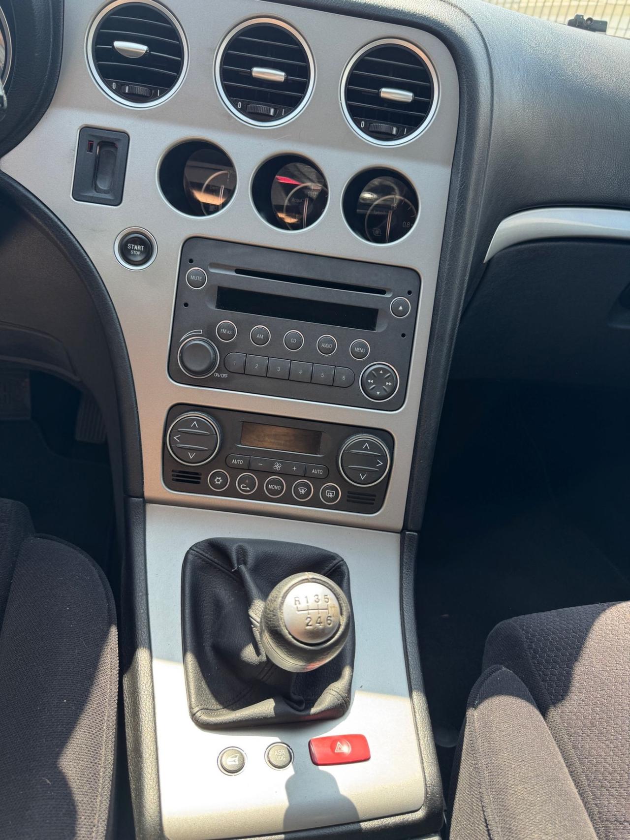 Alfa Romeo 159 1.9 JTDm Sportwagon Distinctive