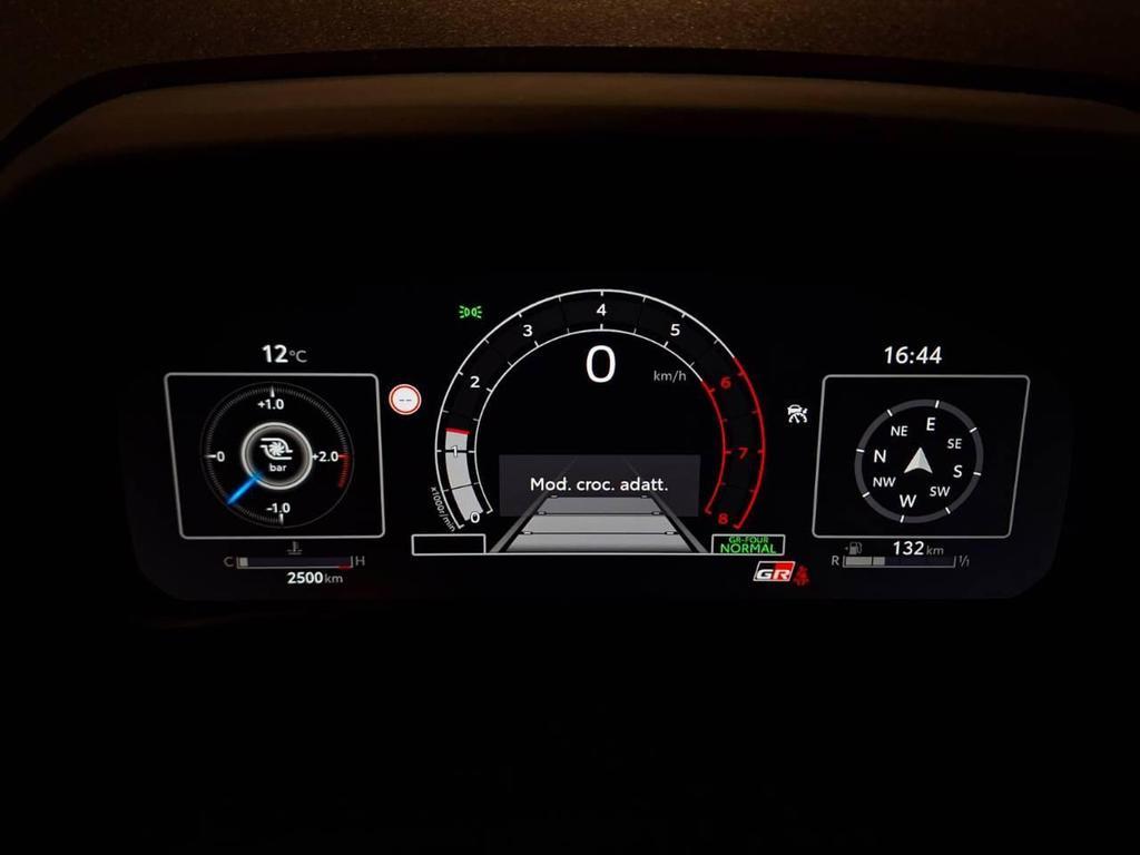 Toyota GR Yaris 1.6 turbo Circuit 4WD iMT-6