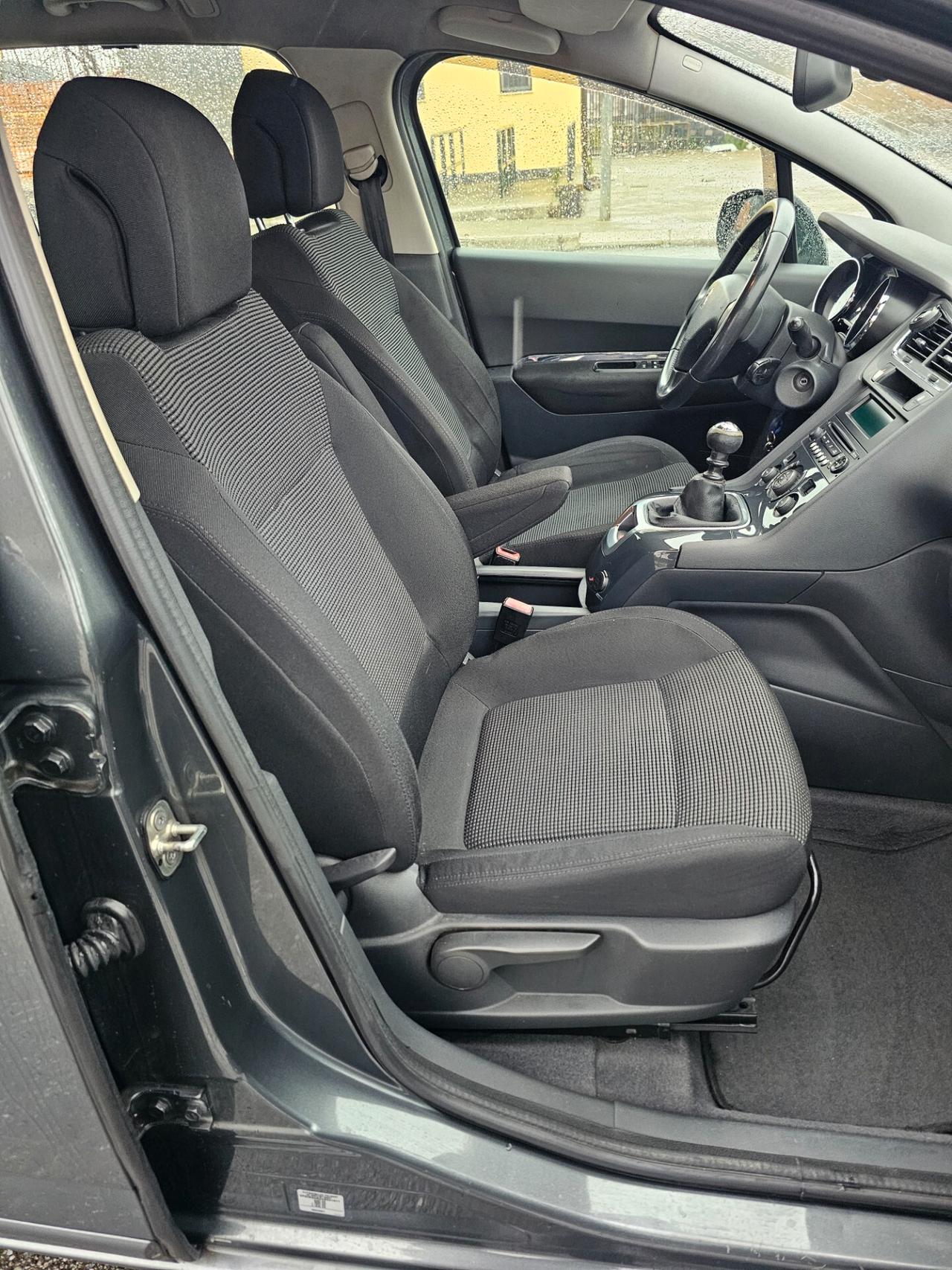 Peugeot 5008 7 POSTI 1.6 HDi 110CV