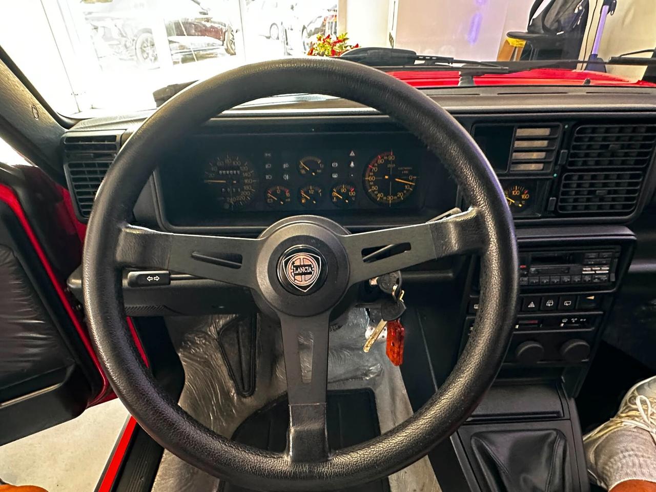 Lancia Delta 2.0 16v HF Integrale Uff Italy