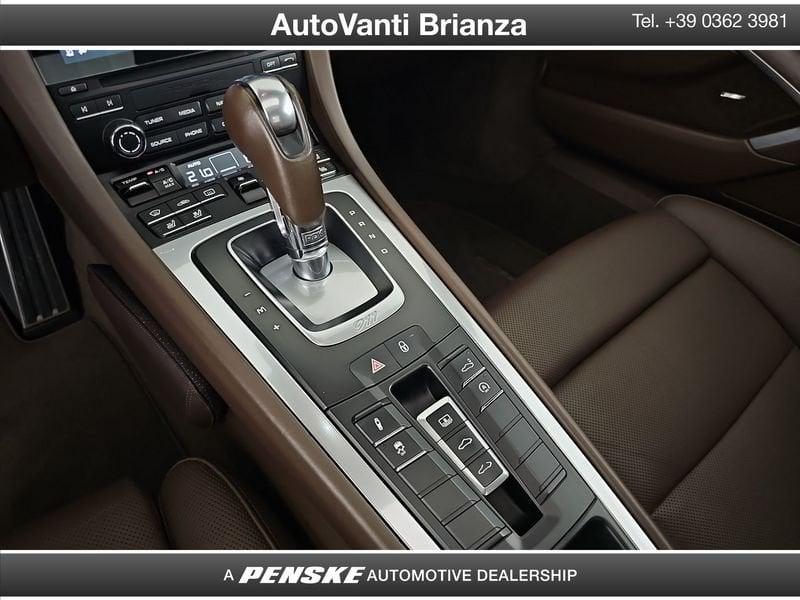 Porsche 911 911 Coupe 3.0 Carrera 4