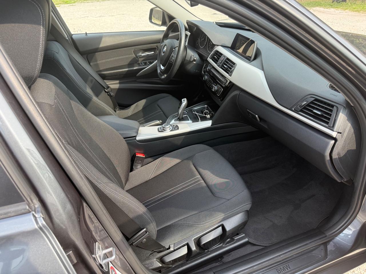 Bmw 320 320d xDrive Touring Sport navi Led Top Uniprop Euro6b