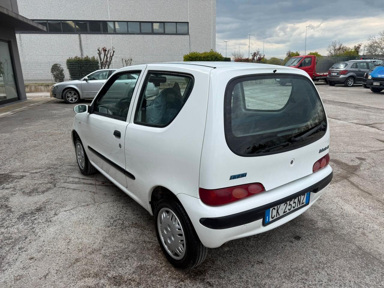 FIAT 600 1.1 CLIMA 2004