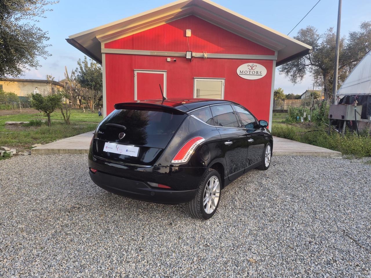 Lancia Delta 1.6 MJT DPF Platino