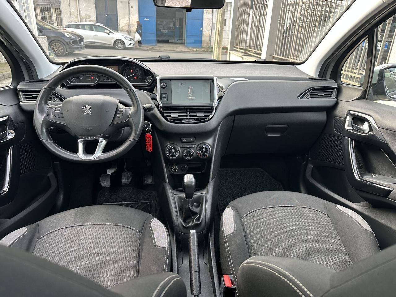 Peugeot 208 Allure 1.2 Benzina 82 Cv 2016 Tetto