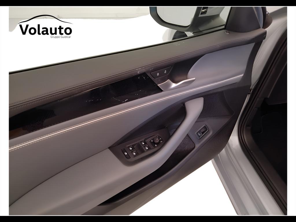 VOLKSWAGEN Passat IX 2024 - Passat 2.0 tdi scr Business 150cv dsg