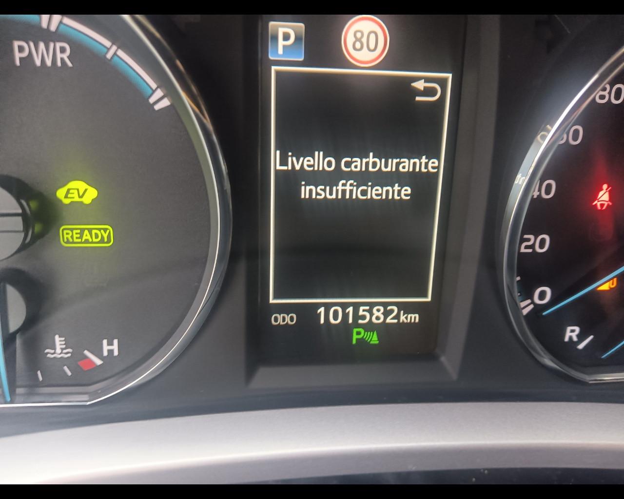TOYOTA Rav4 IV - Rav4 2.5 vvt-i hybrid Lounge 2wd e-cvt my17