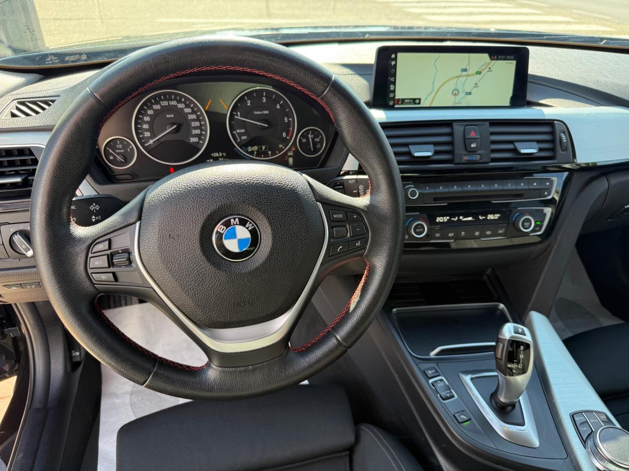Bmw 320d xDrive Touring Msport-ESTERNO-190CV