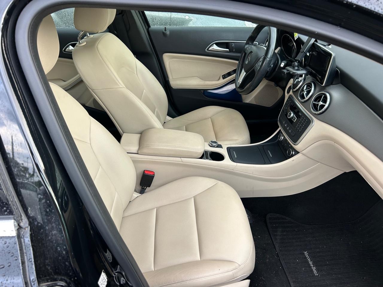 Mercedes-benz GLA 200 Sport