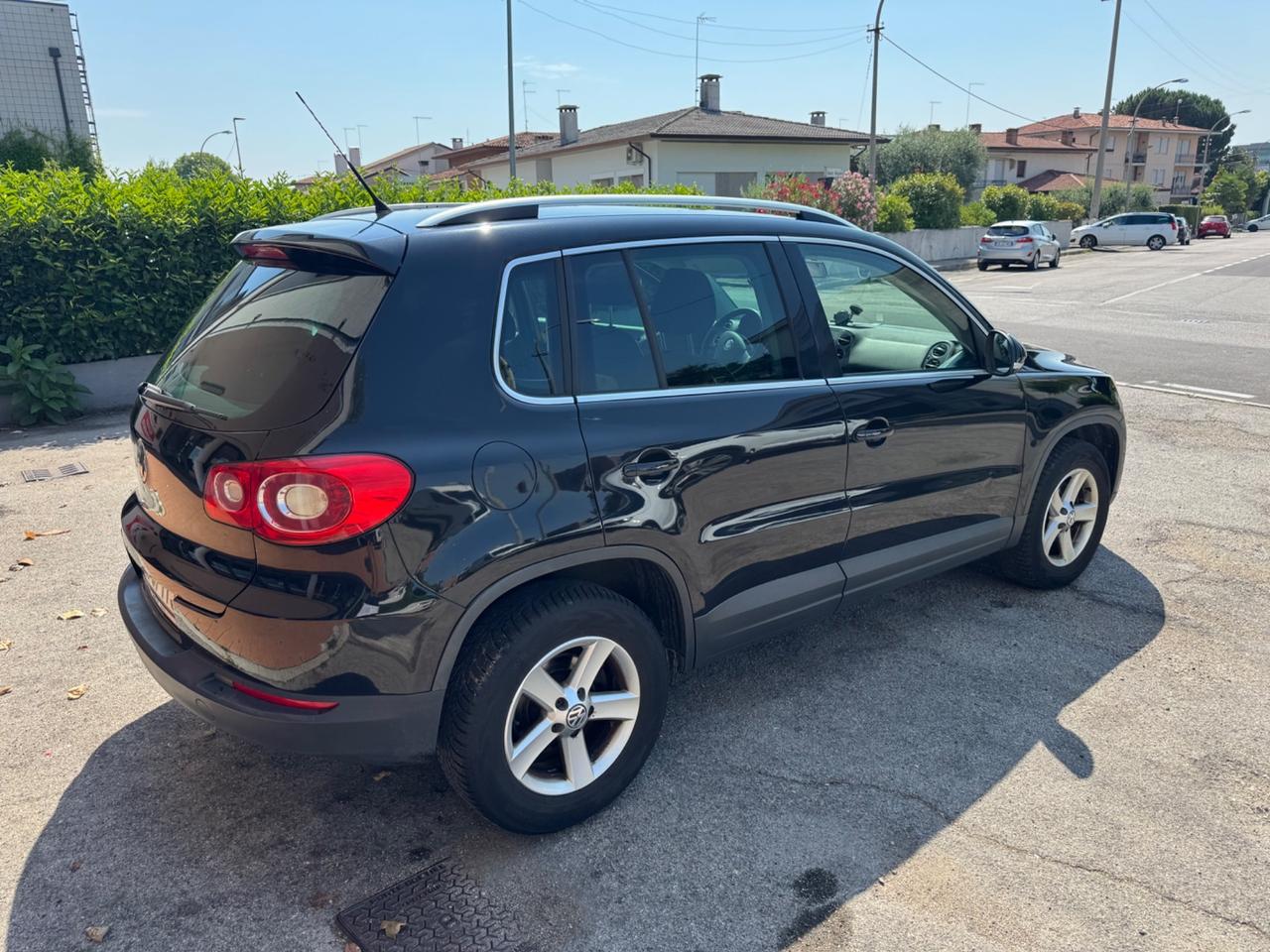 Volkswagen Tiguan 2.0 16V TDI DPF Track & Field (28°)