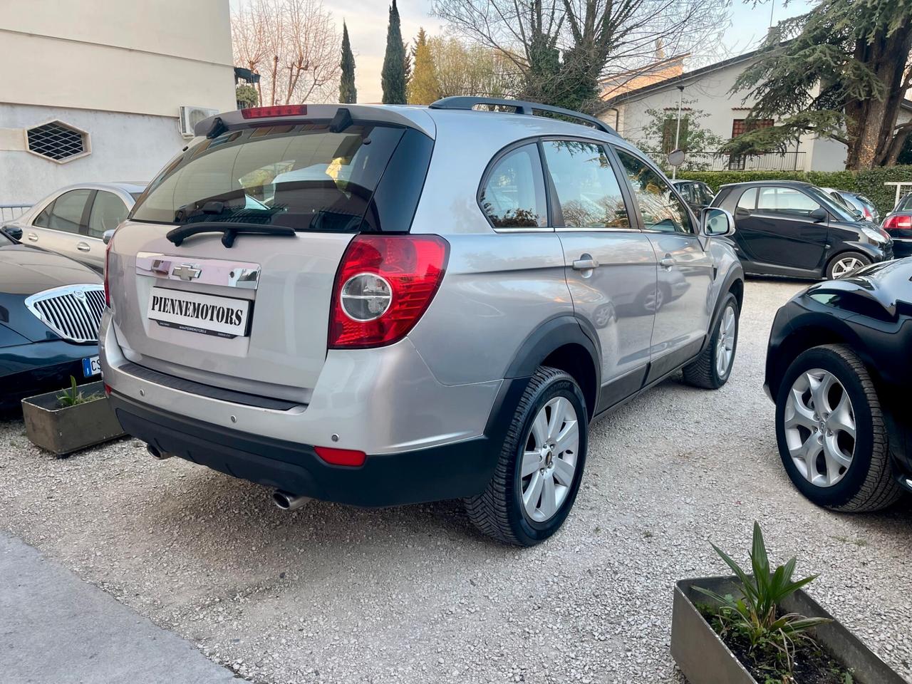 Chevrolet Captiva 2.0 7 POSTI AUTOMATICA