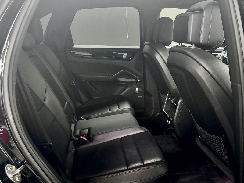 Porsche Cayenne 3.0 V6