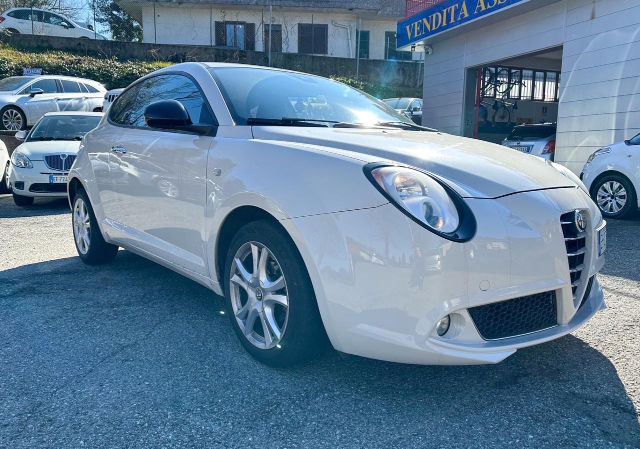 Alfa Romeo MiTo 1.4 78 CV Distinctive Premium Pack