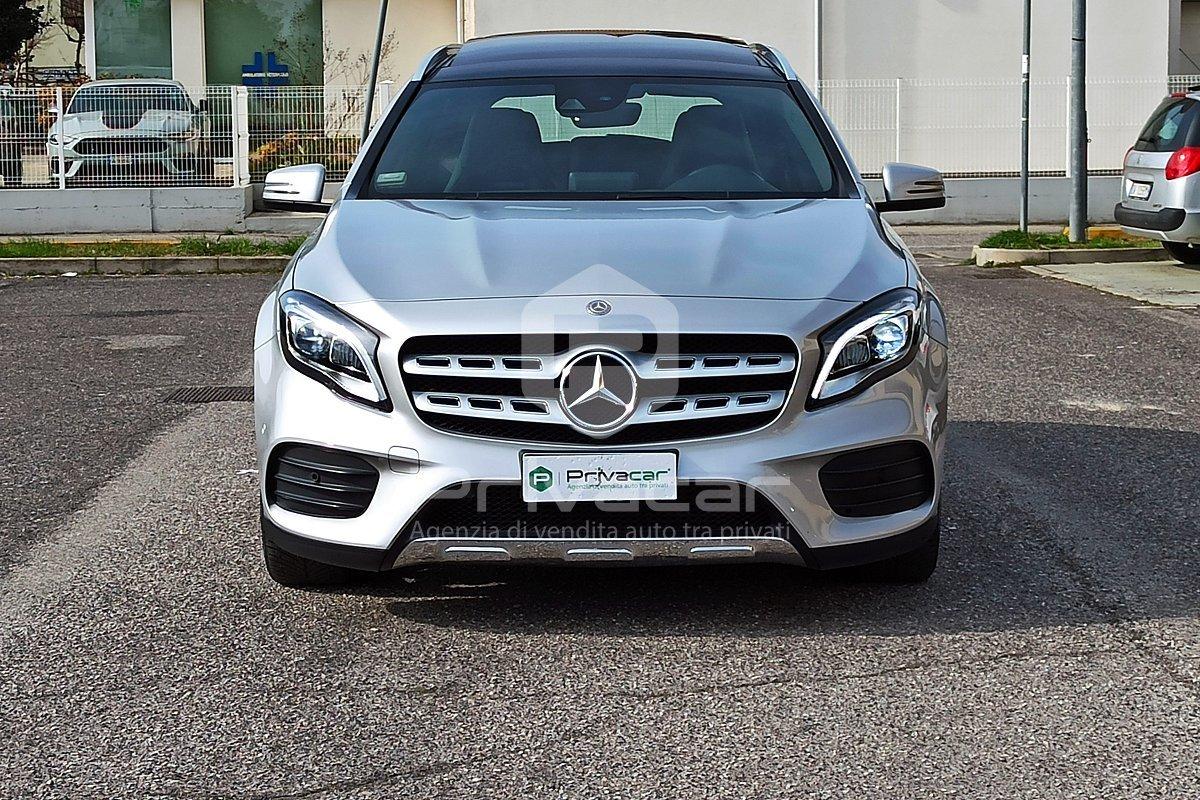 MERCEDES GLA 200 d Automatic Premium