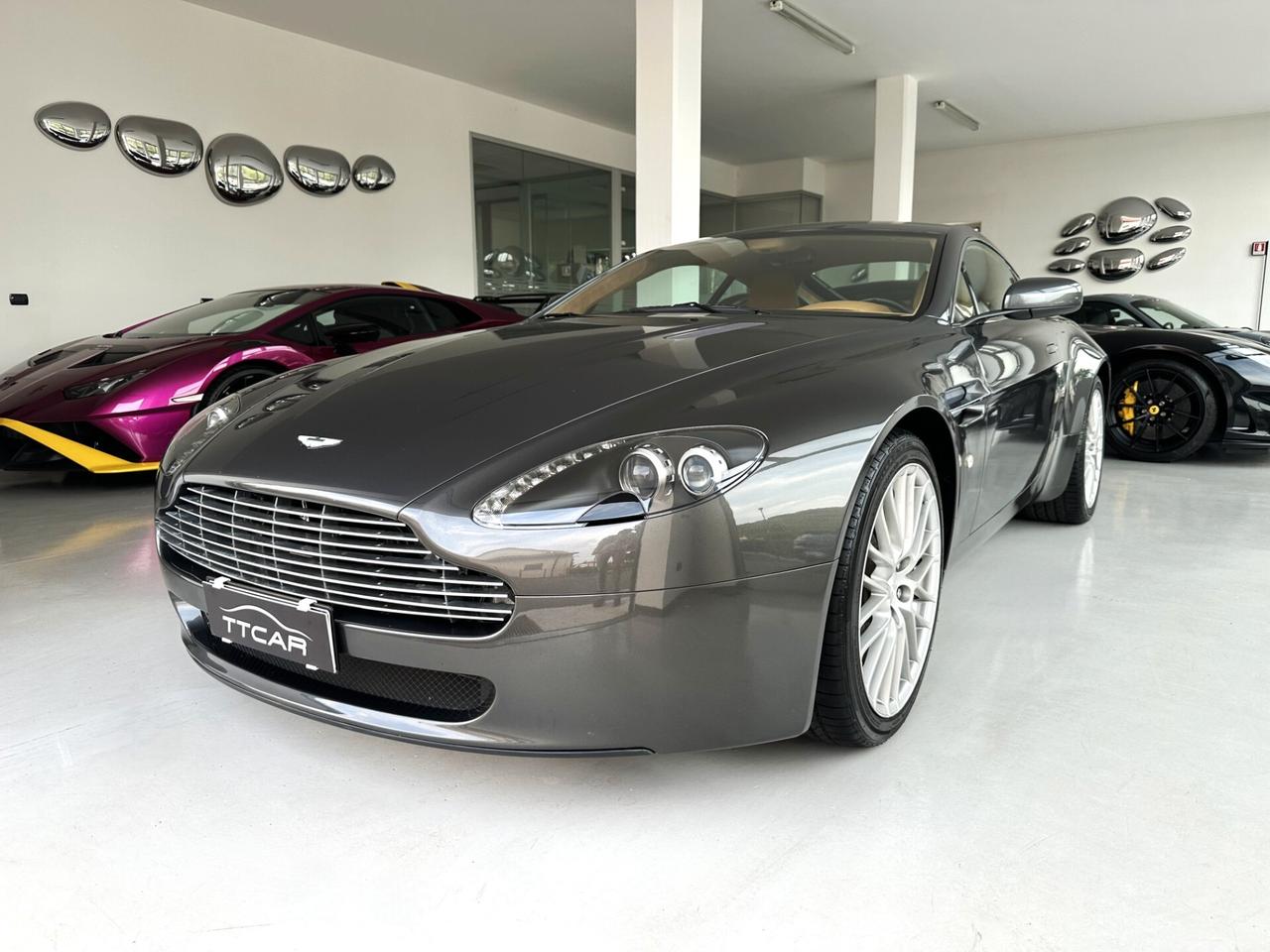 Aston Martin V8 Vantage Coupé Sportshift