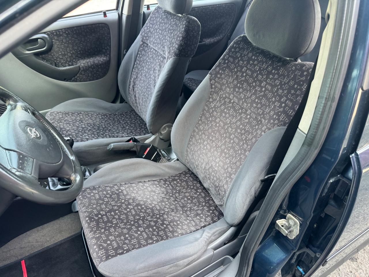 Opel corsa tagliandata catena nuova neopatentati