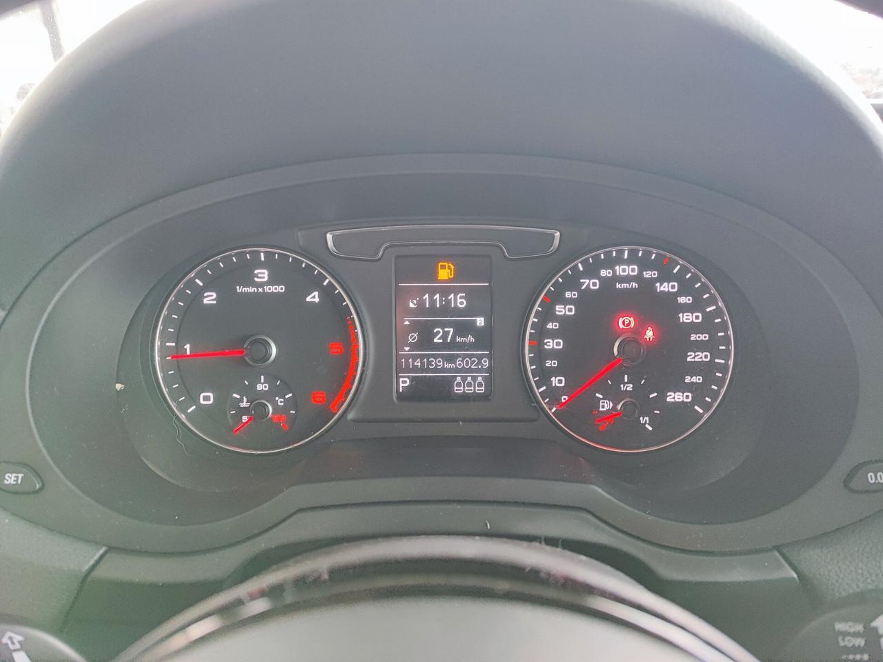 Audi Q3 2.0 TDI S tronic Business SPORT