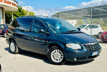 Chrysler Voyager 2008 2.8 CRD AUTOMATICO 7 POSTI ! ! !