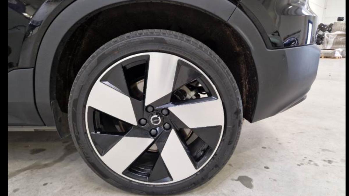 VOLVO C40 Recharge Twin Motor Awd Ultimate