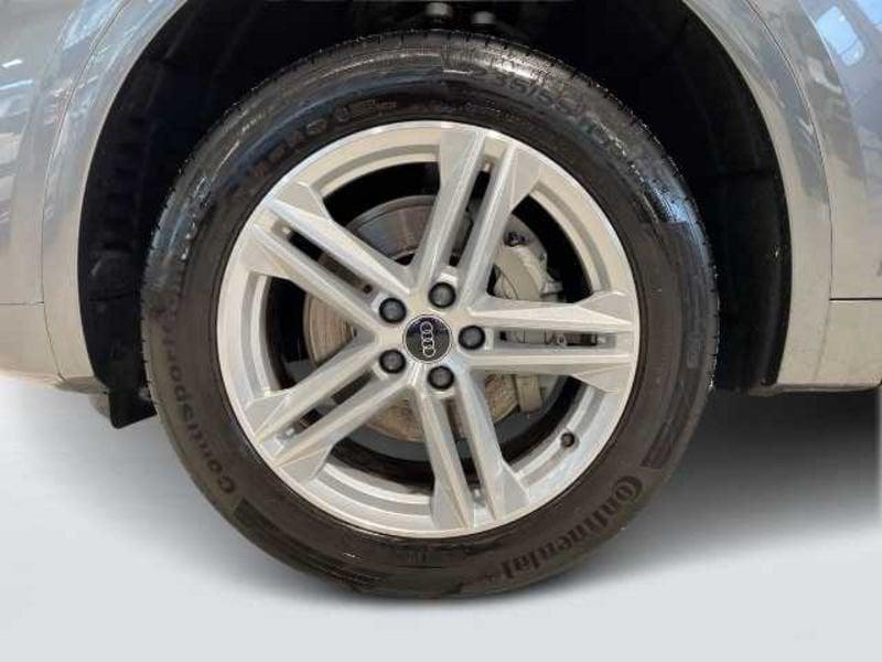 Audi Q5 II 2020 40 2.0 tdi mhev 12V S line quattro s-tronic