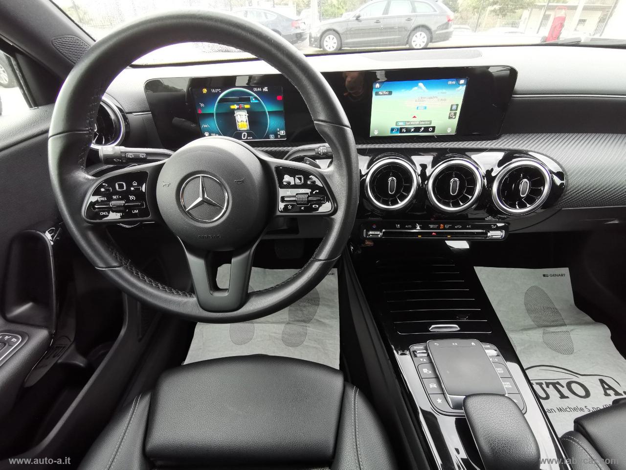 MERCEDES-BENZ A 180 d Automatic Business Extra