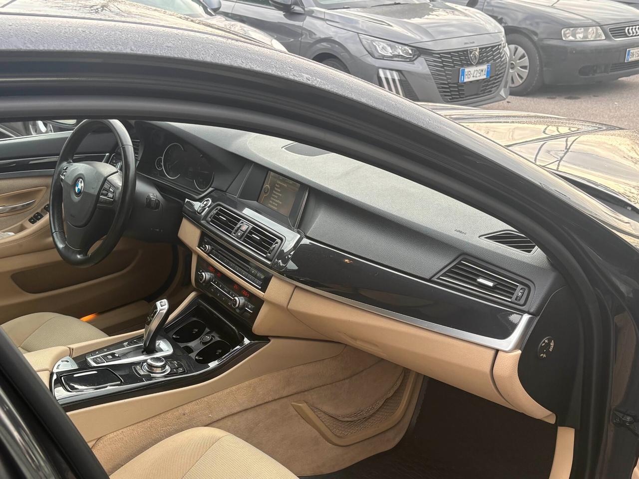 Bmw 520 520d xDrive Touring Sport Edition