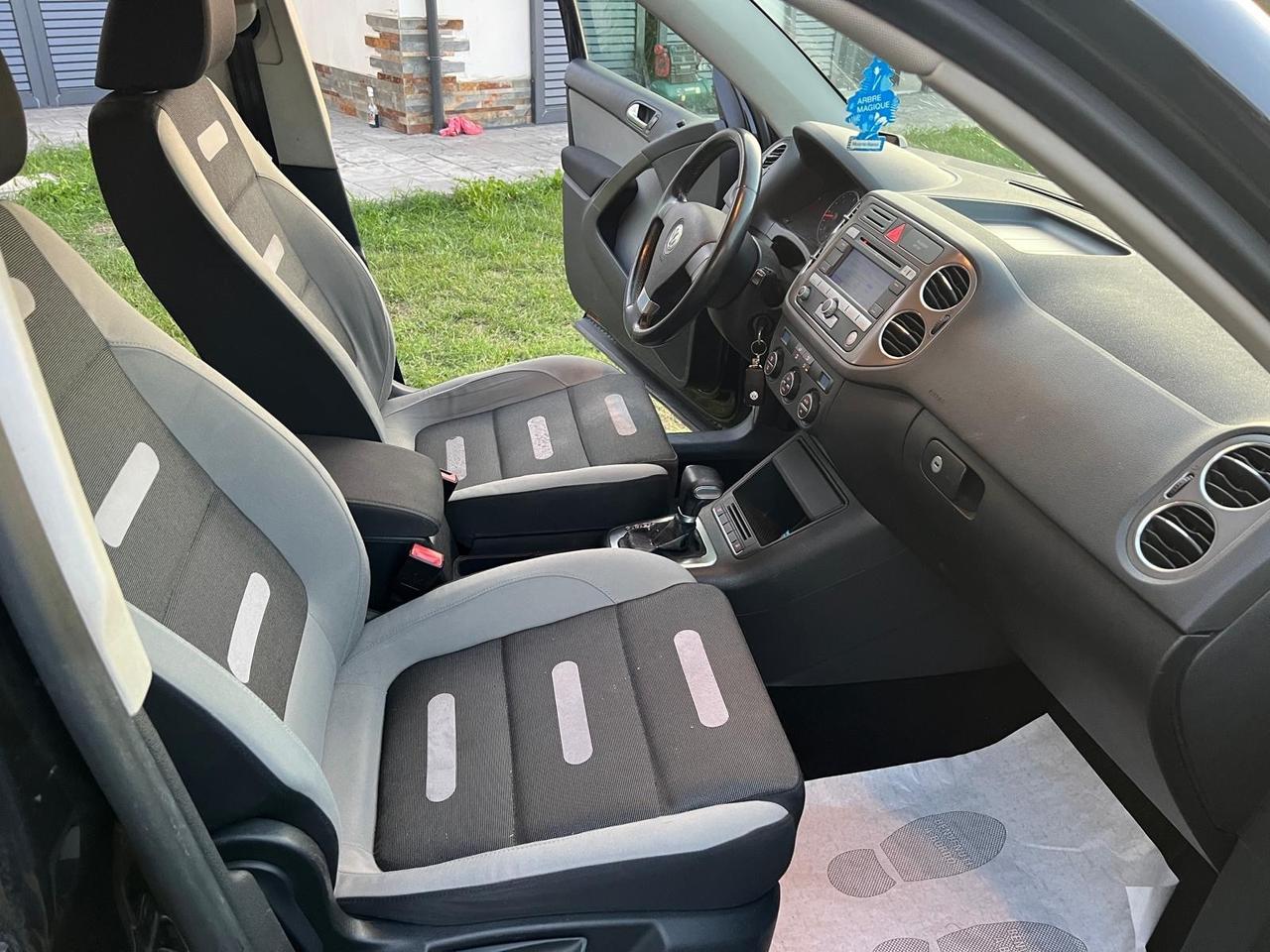 Volkswagen Tiguan 2.0 TDI DPF 4MOTION Sport & Style